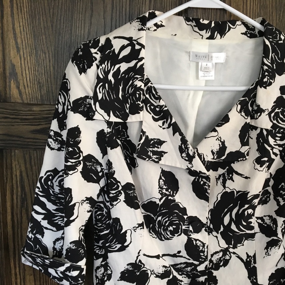 White House Black Market Silk Jacket Sz 2